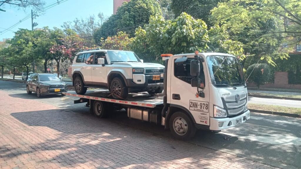 grúas cali teléfono